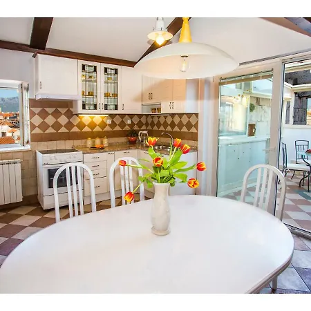 Riva Royal Lounge Apartment Split