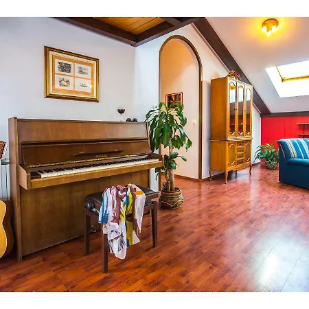 Riva Royal Lounge Apartment *