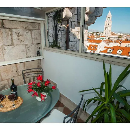 アパート Riva Royal Lounge スプリト