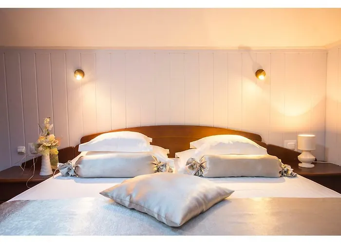 Riva Royal Lounge Спліт