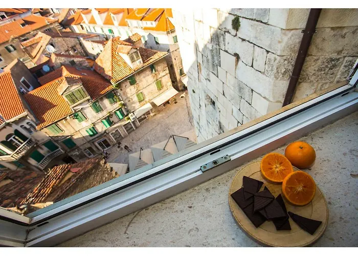 Riva Royal Lounge Апартаменти